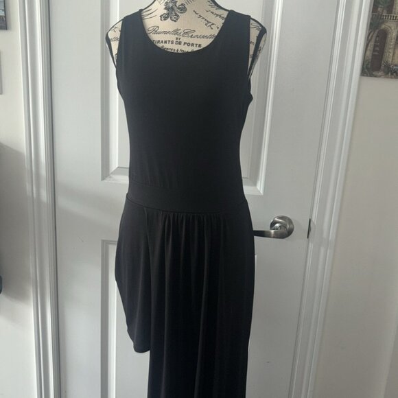 Julian Chang Dresses & Skirts - NWT Julian Chang Women’s Black Dress